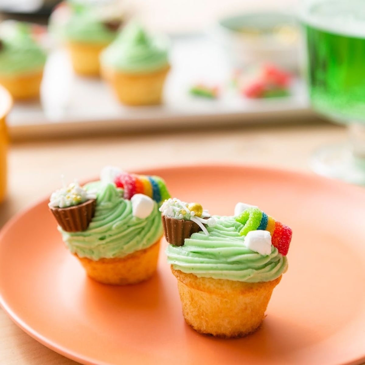 st. patrick's day cupcakes